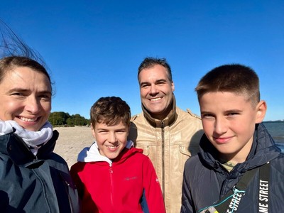 &acirc;Cheer, chill, relax and forget about the alarms&acirc; - Ukraine ... Bild 10