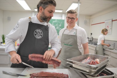 Cook it NAU &acirc; Neue Lernk&Atilde;&frac14;che in der Schule Marienau Bild 1
