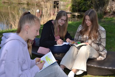 Schule im April - Bericht aus Marienau Bild 8