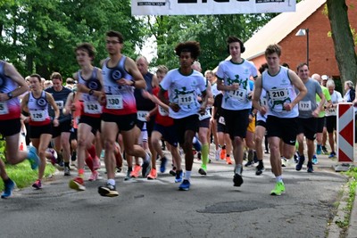 Mehr als 50 Marienauer*innen beim Dahlenburger Moorlauf  Bild 5