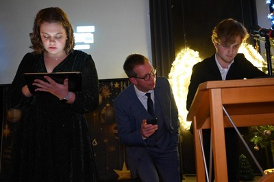 Zuversicht in der Weihnachtszeit - Internatsweihnachtsfeier ... Bild 25