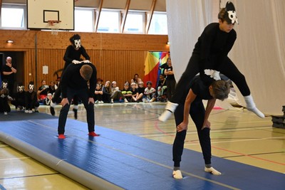 Zirkus-Zeit! Unsere J&Atilde;&frac14;ngsten zeigten ihr K&Atilde;&para;nnen Bild 7