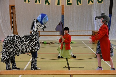 Zirkus-Zeit! Unsere J&Atilde;&frac14;ngsten zeigten ihr K&Atilde;&para;nnen Bild 9